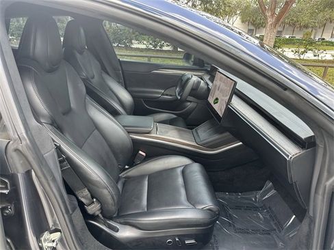 Used 2022 Tesla Model S image 28