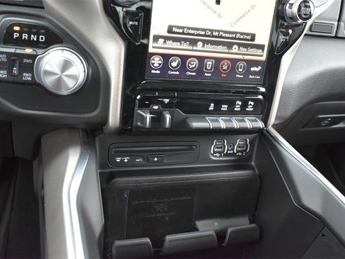 Used 2019 RAM 1500 Laramie image 20