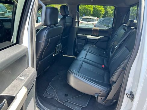 Certified 2019 Ford F150 Lariat w/ Trailer Tow Package AWD/4WD image 19