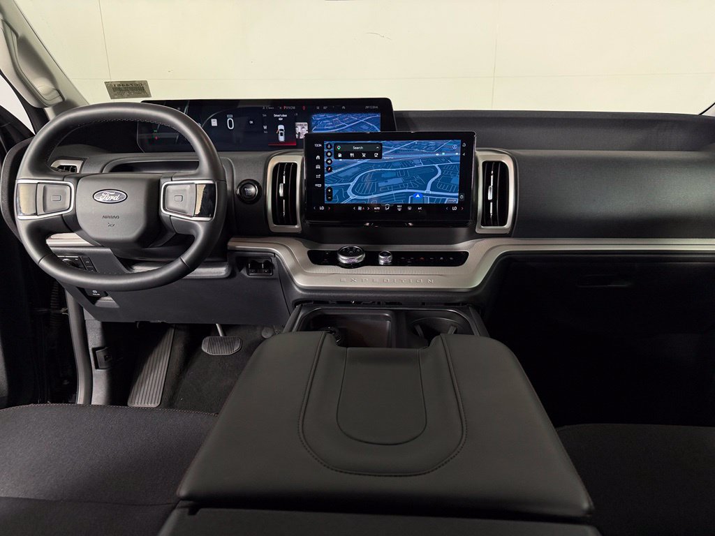 Used 2025 Ford Expedition Max Active AWD/4WD image 14