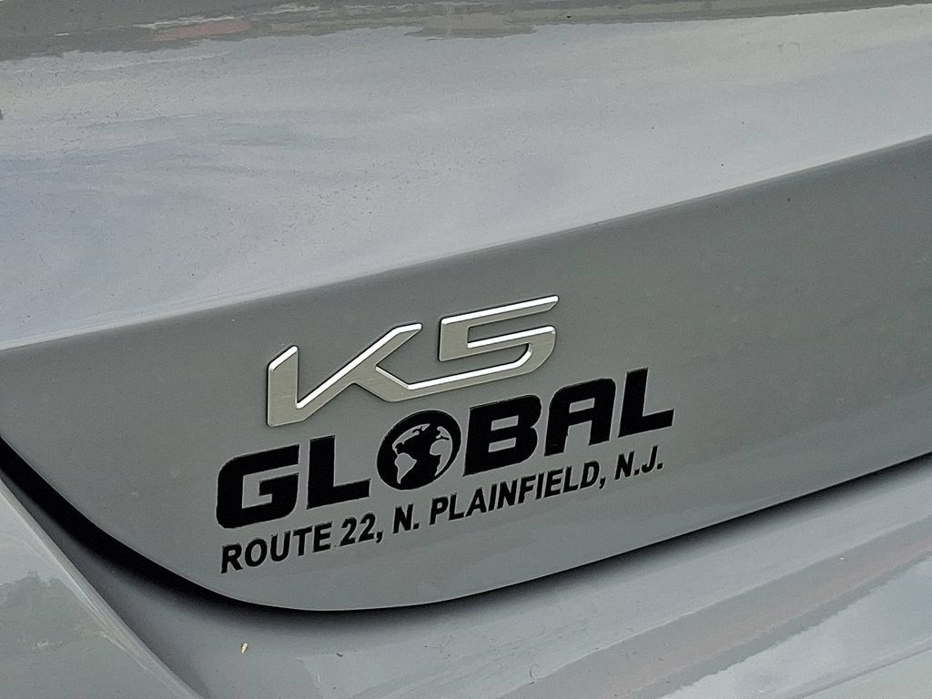 Used 2024 Kia K5 GT-Line FWD image 32