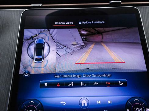 Certified 2022 Mercedes-Benz EQS 450+ Sedan w/ Exclusive Trim Package image 24