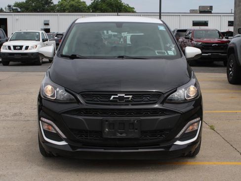 Used 2022 Chevrolet Spark LT FWD image 2