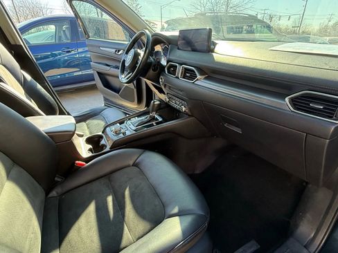 Used 2021 MAZDA CX-5 Touring image 12