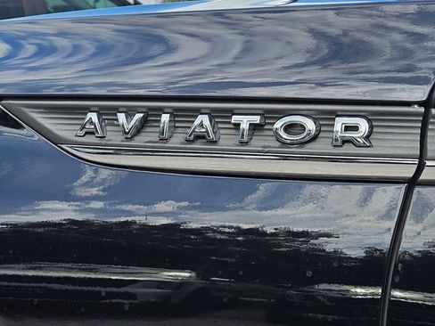 Used 2021 Lincoln Aviator Reserve w/ Equipment Group 201A AWD/4WD image 11