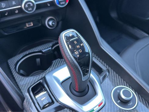 Used 2023 Alfa Romeo Giulia Estrema image 29
