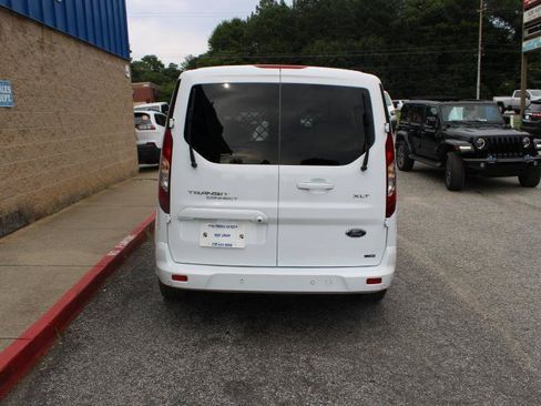 Used 2022 Ford Transit Connect XLT FWD image 5