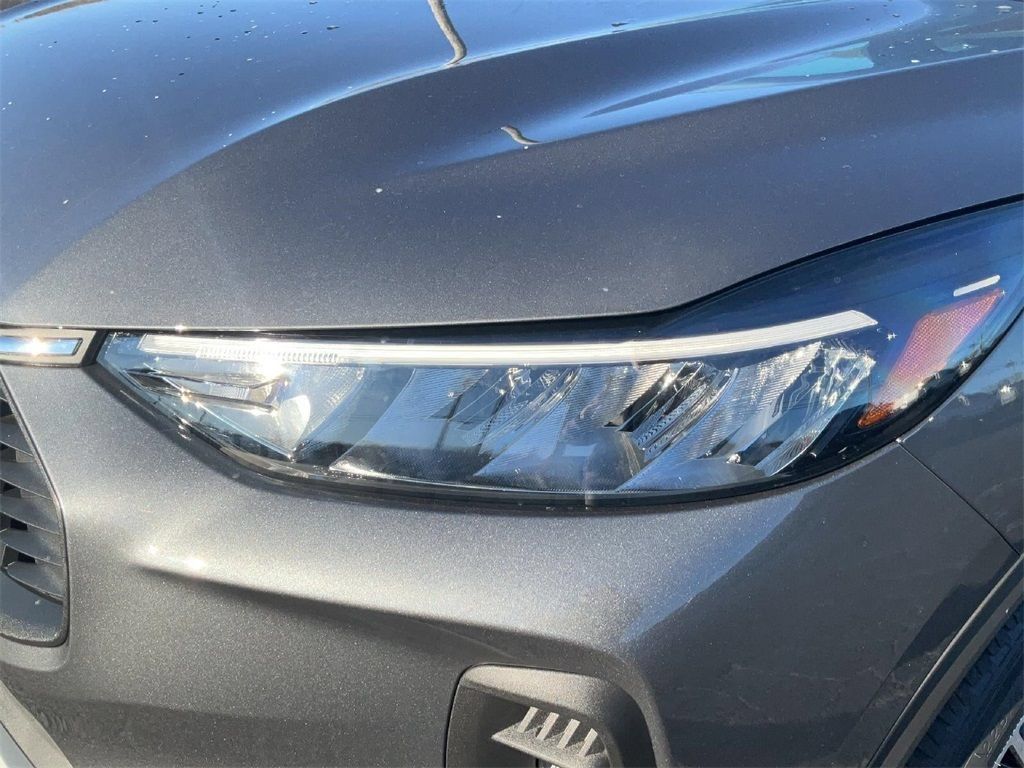 New 2025 Ford Escape SE FWD image 9