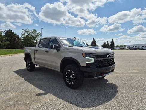 Used 2026 Chevrolet Silverado 1500 ZR2 AWD/4WD image 4