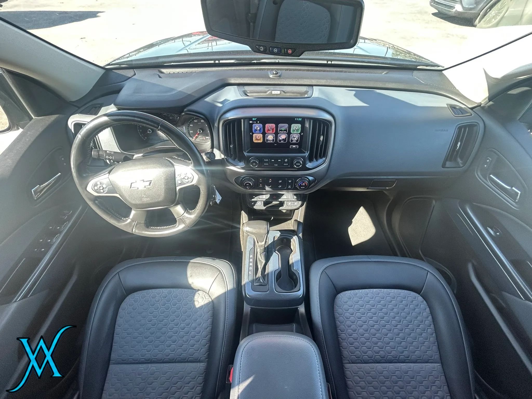 Used 2018 Chevrolet Colorado Z71 AWD/4WD image 32