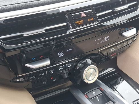 Certified 2023 Acura MDX SH-AWD image 17