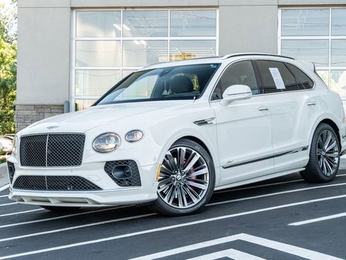 Used 2021 Bentley Bentayga Speed AWD/4WD image 2
