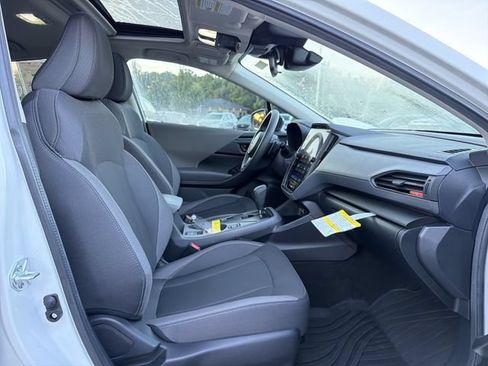 Used 2026 Subaru Crosstrek 2.5i Premium AWD/4WD image 17