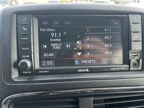 Used 2019 Dodge Grand Caravan GT w/ Safety Sphere Group FWD image 28
