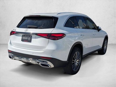 New 2026 Mercedes-Benz GLC 300 image 2
