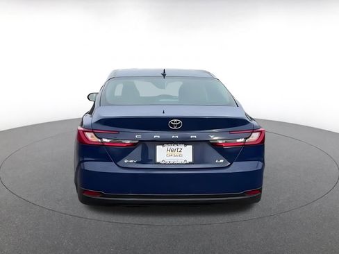 Used 2025 Toyota Camry LE image 12