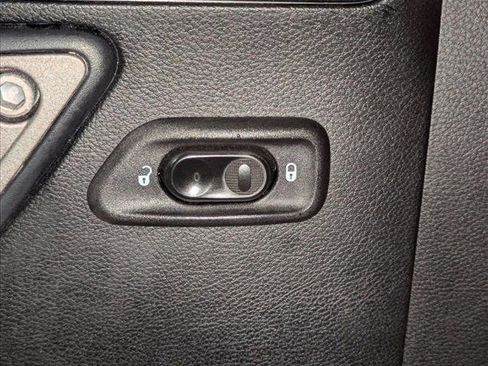 Used 2018 Jeep Wrangler Unlimited Sport S image 13