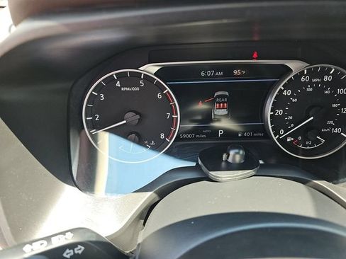 Used 2023 Nissan Rogue S AWD/4WD image 9