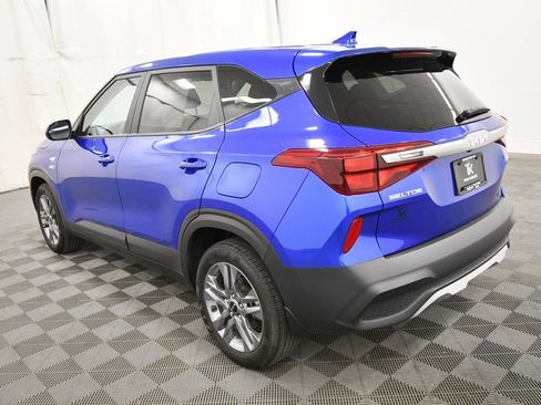 Certified 2023 Kia Seltos LX image 5