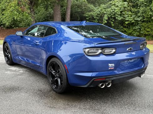 Used 2022 Chevrolet Camaro LT w/ RS Package RWD image 31