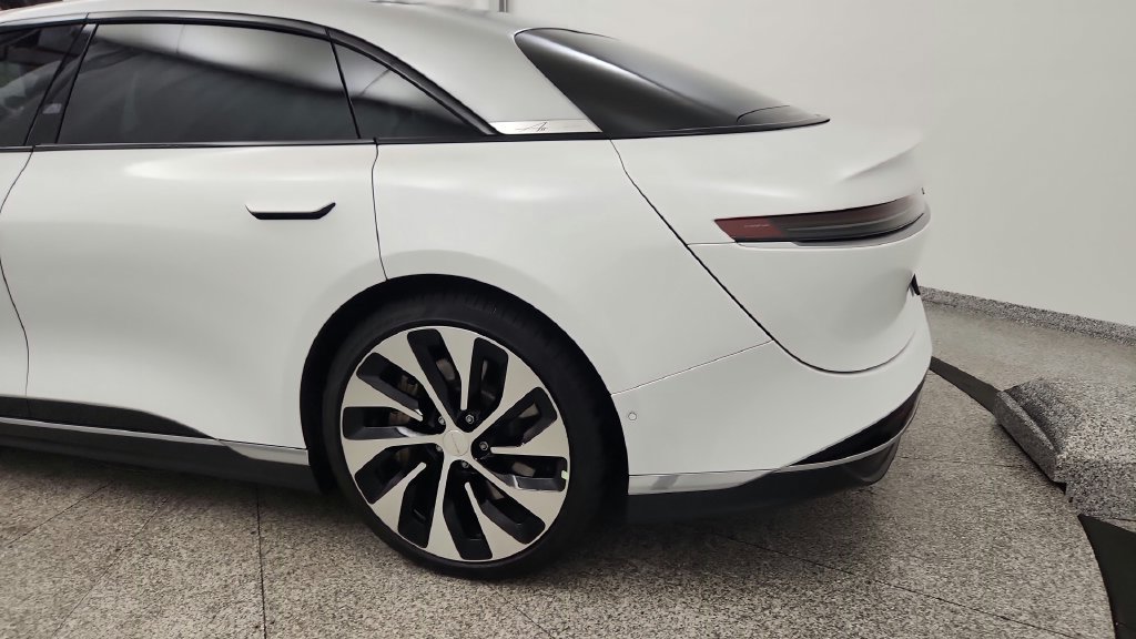 Used 2022 Lucid Air Grand Touring AWD/4WD image 18
