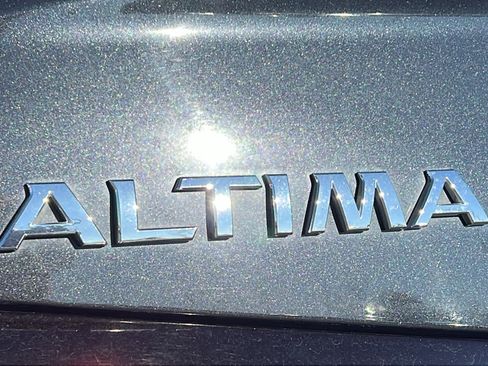 Used 2021 Nissan Altima 2.5 SV w/ SV Premium Package image 26