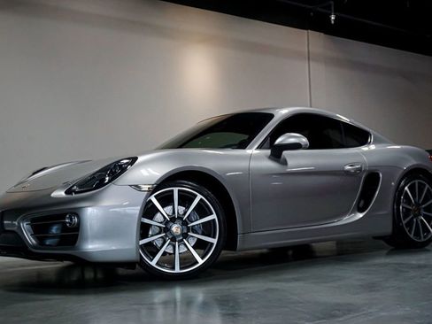 Used 2014 Porsche Cayman image 1