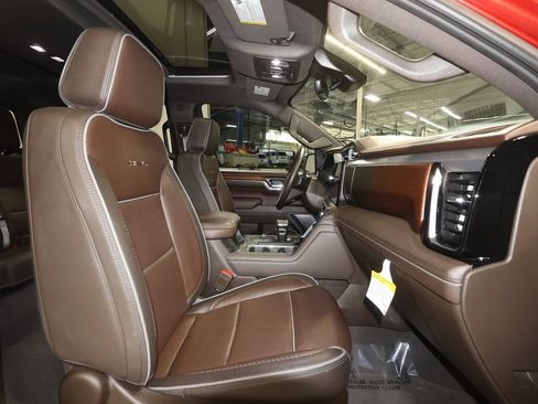 Used 2024 GMC Sierra 1500 Denali w/ Denali Reserve Package AWD/4WD image 29