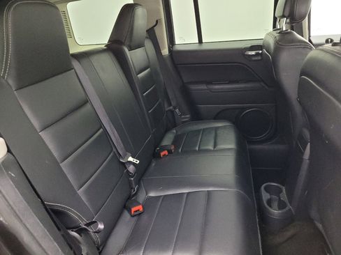 Used 2015 Jeep Patriot High Altitude image 19
