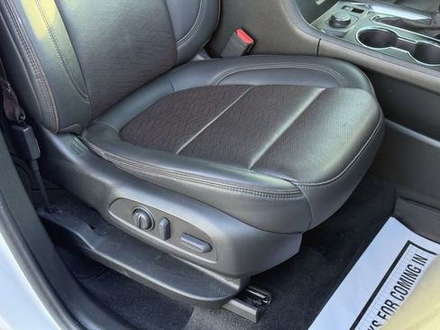Used 2023 Chevrolet Traverse High Country w/ LPO, Floor Liner Package AWD/4WD image 20