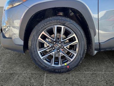 New 2026 Toyota Corolla Cross XLE image 9