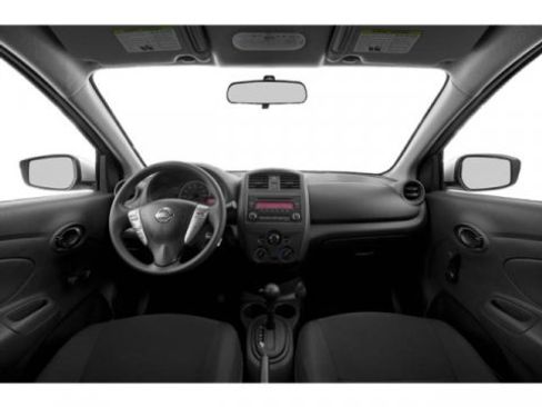 Used 2019 Nissan Versa SV image 11