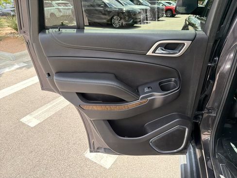 Used 2018 GMC Yukon Denali w/ Open Road Package AWD/4WD image 33