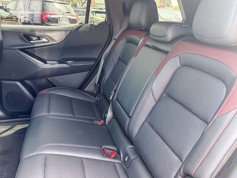 Used 2025 Chevrolet Equinox RS w/ Safety and Technology Package image 42