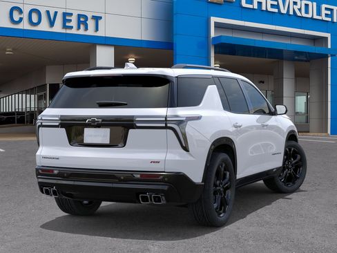 New 2027 Chevrolet Traverse RS FWD image 4