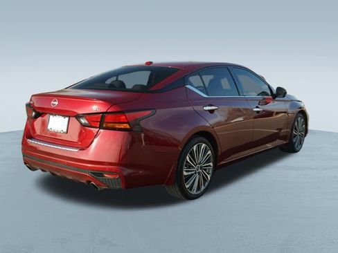 Used 2023 Nissan Altima 2.5 SL image 8