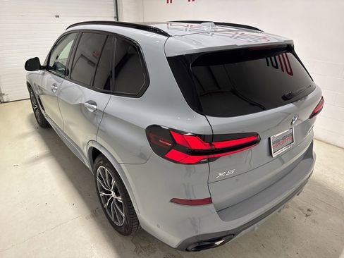 Used 2025 BMW X5 xDrive40i w/ M Sport Package image 10
