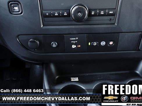 New 2025 GMC Savana 2500 Work Van w/ Driver Convenience Package image 19