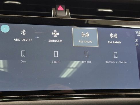 Used 2022 Land Rover Range Rover Evoque R-Dynamic SE image 5