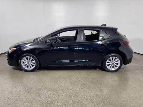 Certified 2025 Toyota Corolla SE FWD image 6