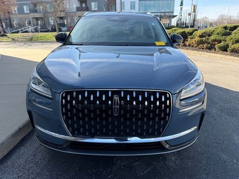 Used 2023 Lincoln Corsair Reserve image 10