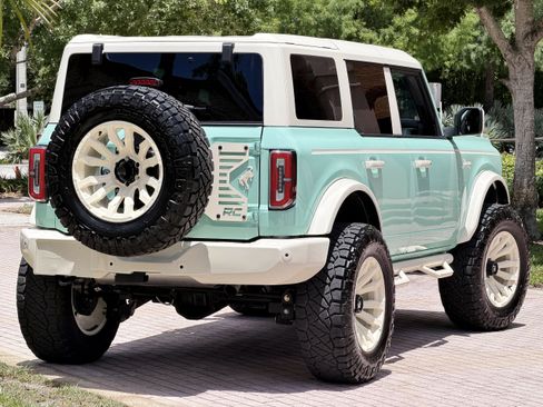 Used 2025 Ford Bronco Outer Banks AWD/4WD image 8