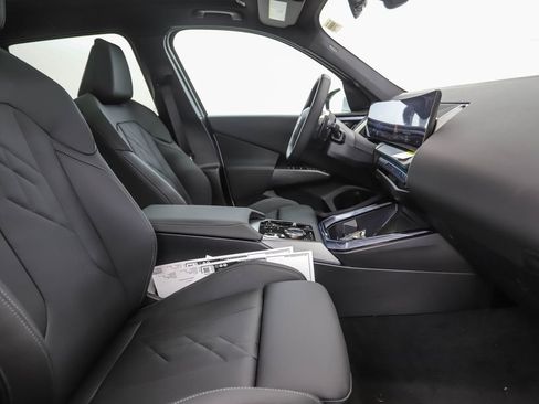 New 2025 BMW X3 xDrive30i w/ Premium Package image 30