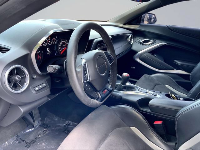 Used 2018 Chevrolet Camaro SS RWD image 23