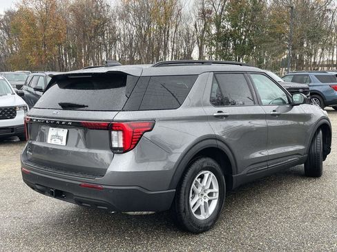 New 2026 Ford Explorer Active image 3