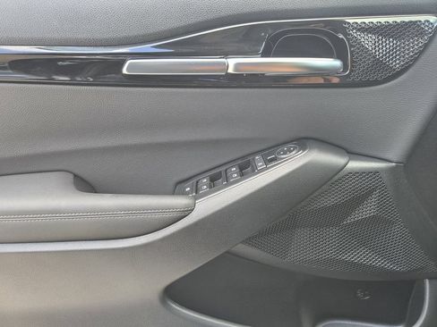 New 2026 Kia Seltos S FWD image 18