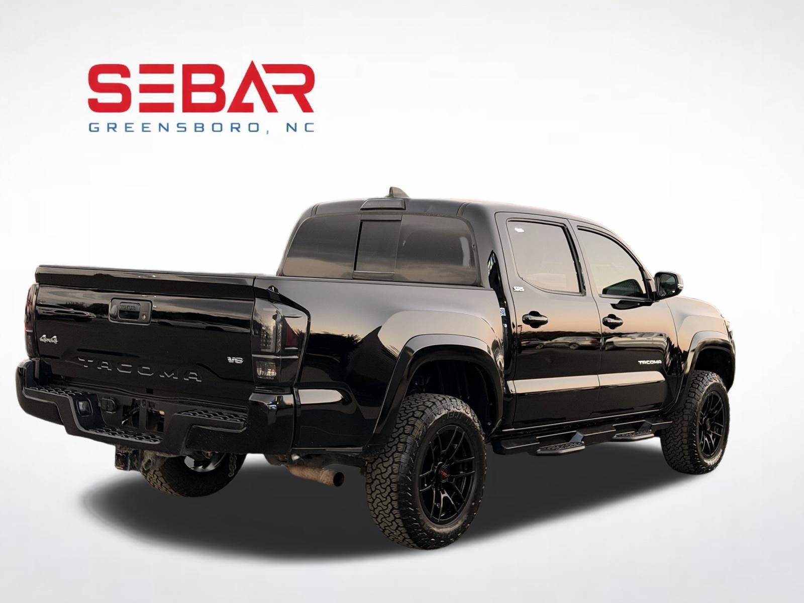 Used 2023 Toyota Tacoma SR5 w/ Technology Package AWD/4WD image 8