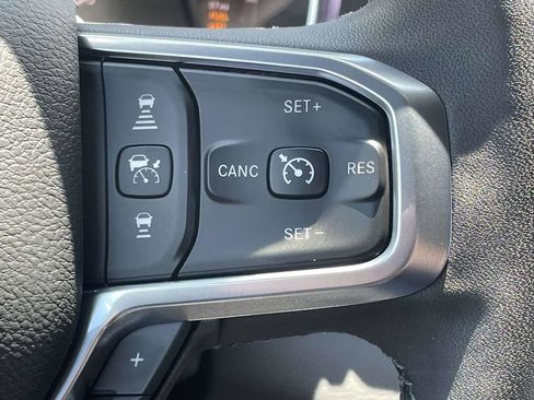 New 2026 RAM 2500 Laramie AWD/4WD image 30