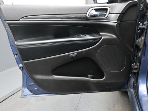 Used 2020 Jeep Grand Cherokee Limited X image 9