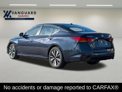Used 2021 Nissan Altima 2.5 SV FWD image 2